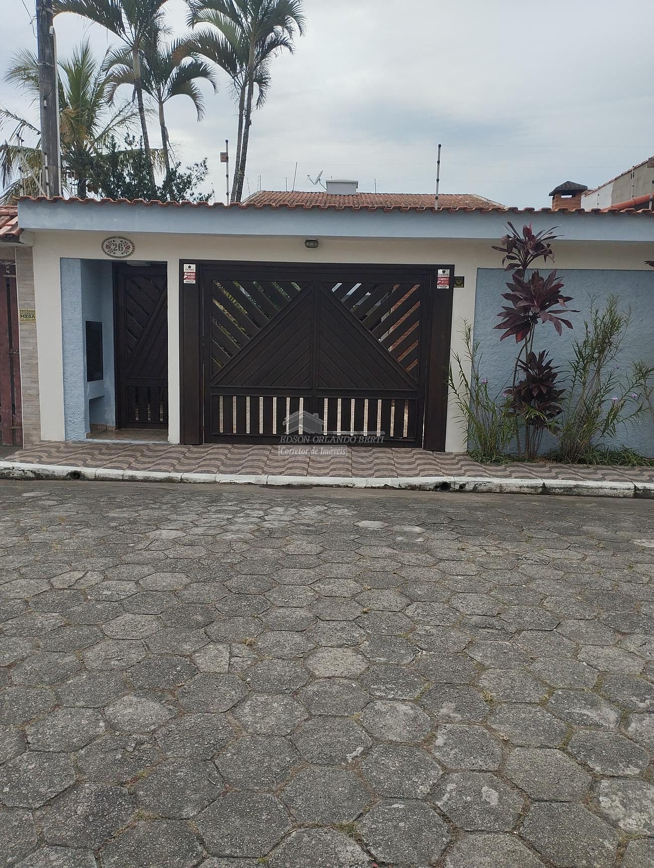 Sobrado Itanham  Nova Itanham (Praia)  
